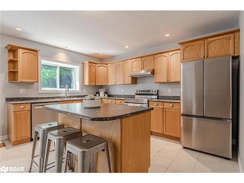 2994 Wasdell Falls Road, Washago, ON - Indoor Photo Showing Kitchen