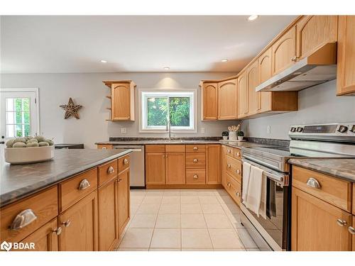 2994 Wasdell Falls Road, Washago, ON - Indoor Photo Showing Kitchen