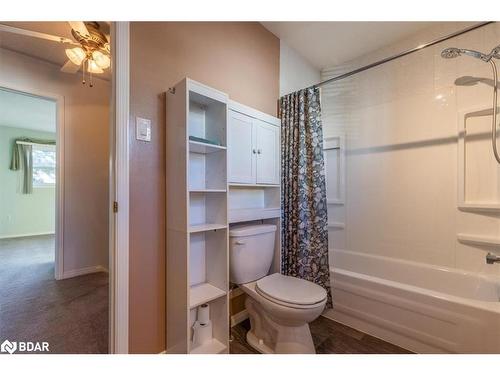 28-120 D'Ambrosio Drive, Barrie, ON - Indoor Photo Showing Bathroom