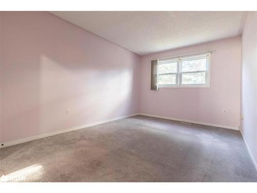 28-120 D'Ambrosio Drive, Barrie, ON - Indoor Photo Showing Other Room