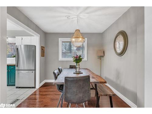 10 Birchwood Drive, Barrie, ON - Indoor Photo Showing Dining Room