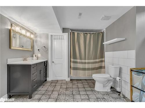 10 Birchwood Drive, Barrie, ON - Indoor Photo Showing Bathroom