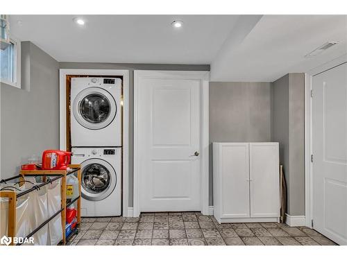 10 Birchwood Drive, Barrie, ON - Indoor Photo Showing Laundry Room