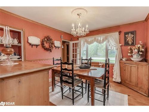 63 Nelson Street, Barrie, ON - Indoor Photo Showing Dining Room