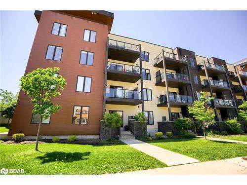 101-720 Yonge Street Street, Barrie, ON - Outdoor With Facade