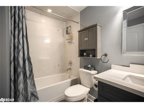 101-720 Yonge Street Street, Barrie, ON - Indoor Photo Showing Bathroom