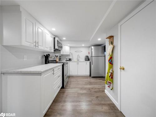 206 Mary Street, Orillia, ON - Indoor Photo Showing Kitchen