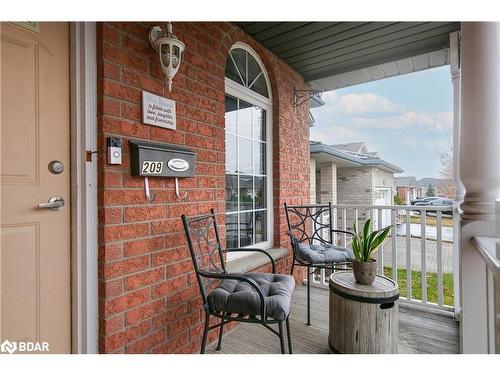 209 Deerpath Drive, Guelph, ON - Outdoor With Deck Patio Veranda With Exterior