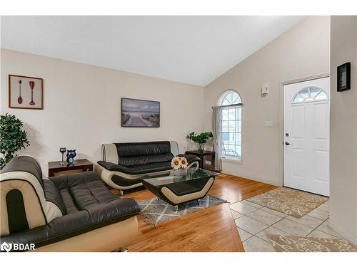 209 Deerpath Drive, Guelph, ON - Indoor Photo Showing Living Room