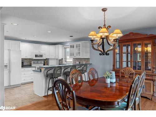 65 Barre Drive, Barrie, ON - Indoor Photo Showing Dining Room