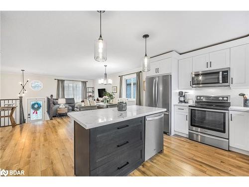 47 Monique Crescent, Barrie, ON - Indoor Photo Showing Kitchen With Stainless Steel Kitchen With Upgraded Kitchen