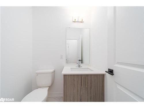 147 Turnberry Lane, Barrie, ON - Indoor Photo Showing Bathroom