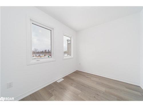 147 Turnberry Lane, Barrie, ON - Indoor Photo Showing Other Room