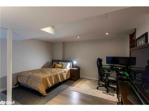 214 Sutherland Crescent, Cobourg, ON - Indoor Photo Showing Bedroom