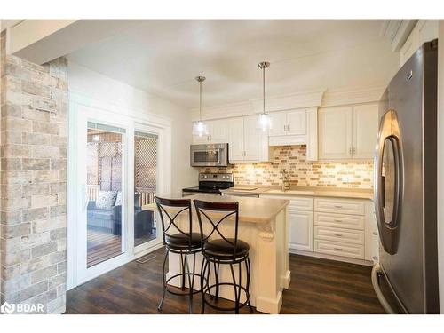 214 Sutherland Crescent, Cobourg, ON - Indoor Photo Showing Kitchen With Stainless Steel Kitchen With Upgraded Kitchen