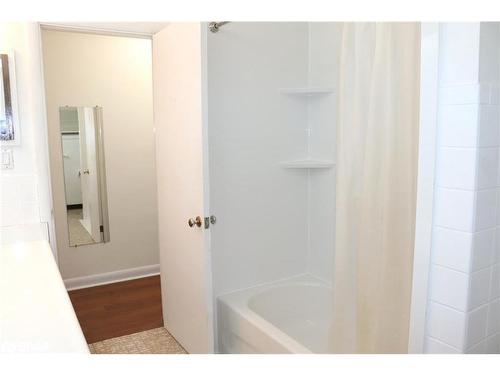 9 Stanley Park Drive, Belleville, ON - Indoor Photo Showing Bathroom