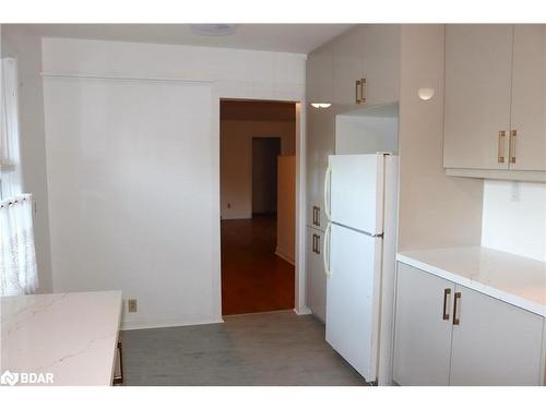 9 Stanley Park Drive, Belleville, ON - Indoor Photo Showing Kitchen