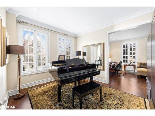 149 Glen Park Avenue, Toronto, ON - Indoor Photo Showing Living Room