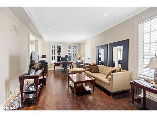 149 Glen Park Avenue, Toronto, ON - Indoor Photo Showing Living Room