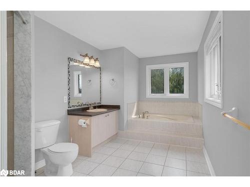 1951 Swan Street, Innisfil, ON - Indoor Photo Showing Bathroom