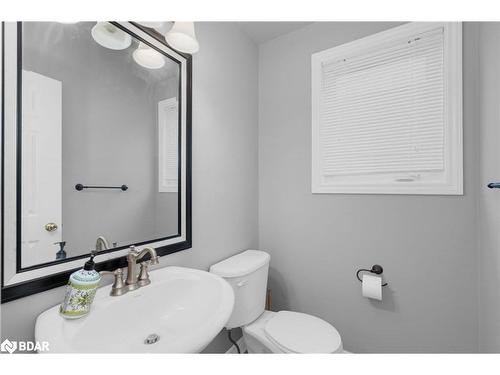 1951 Swan Street, Innisfil, ON - Indoor Photo Showing Bathroom