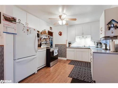 7 Seaforth Street, Barrie, ON - Indoor Photo Showing Kitchen