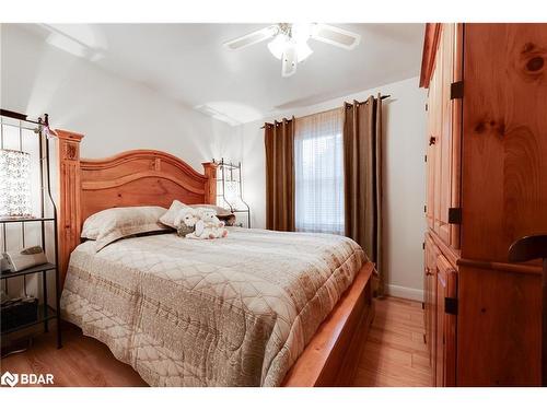 7 Seaforth Street, Barrie, ON - Indoor Photo Showing Bedroom