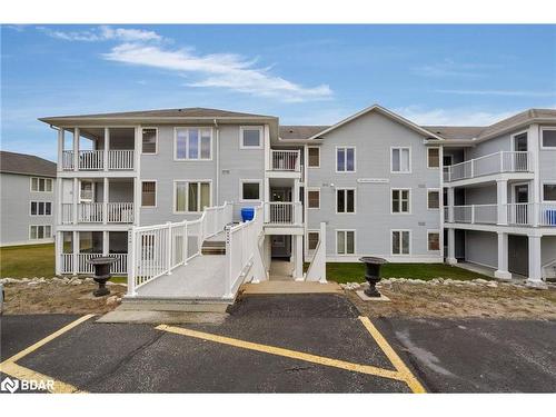 5-30 Mulligan Lane, Wasaga Beach, ON - Outdoor With Balcony With Facade