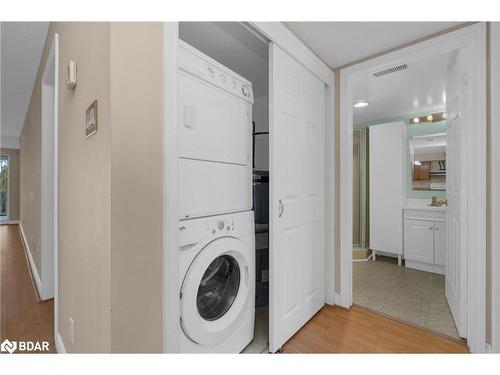 5-30 Mulligan Lane, Wasaga Beach, ON - Indoor Photo Showing Laundry Room