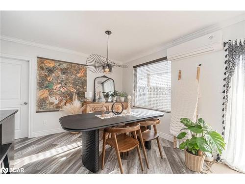 6835 Highway 93, Tay, ON - Indoor Photo Showing Dining Room