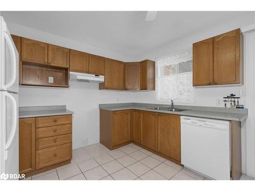 74 Buchanan Street, Barrie, ON - Indoor Photo Showing Kitchen With Double Sink