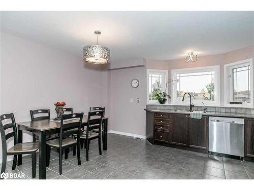 1337 Coleman Crescent, Innisfil, ON - Indoor