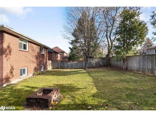 101 Livingstone Street W, Barrie, ON - Outdoor