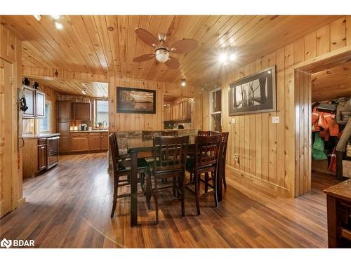 1601 Penetanguishene Road, Barrie, ON - Indoor Photo Showing Dining Room