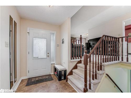 63 Bronte Crescent, Barrie, ON - Indoor Photo Showing Other Room