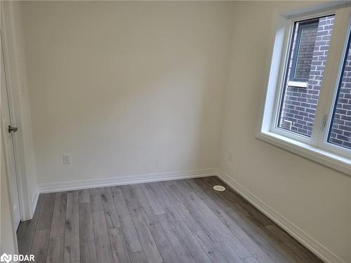 142 Turnberry Lane, Barrie, ON - Indoor Photo Showing Other Room