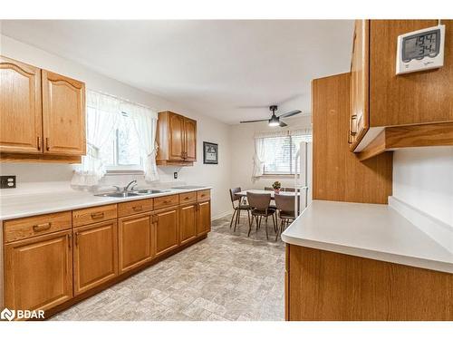 18 Calverley Street, Orillia, ON - Indoor Photo Showing Kitchen With Double Sink