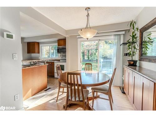 605 Big Bay Point Road, Barrie, ON - Indoor Photo Showing Dining Room