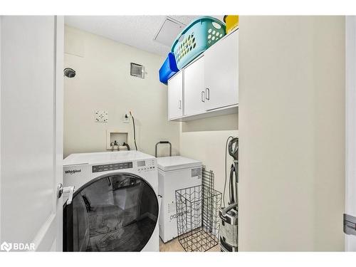 53-74 Ross Street, Barrie, ON - Indoor Photo Showing Laundry Room