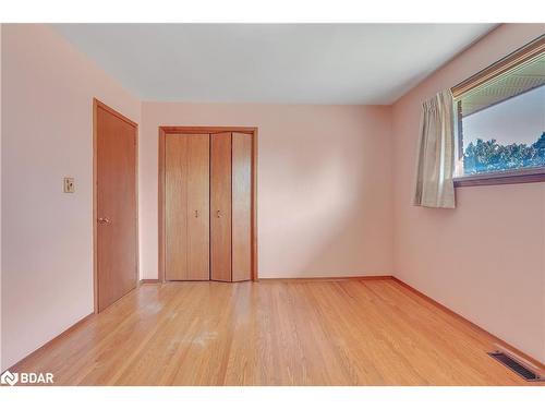 33 Hancey Crescent, Alliston, ON - Indoor Photo Showing Other Room