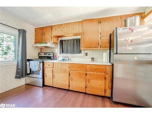 1376 13 Line N, Oro-Medonte, ON - Indoor Photo Showing Kitchen