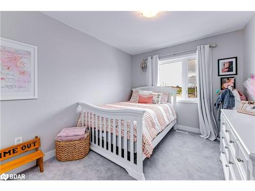 66 Pumpkin Corner Crescent, Barrie, ON - Indoor Photo Showing Bedroom