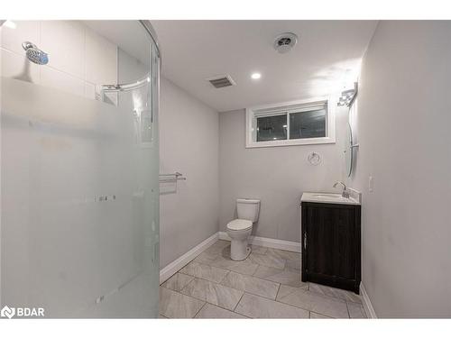 2638 Grand Tamarack Crescent, Severn, ON - Indoor Photo Showing Bathroom