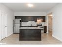 310-299 Cundles Road E, Barrie, ON  - Indoor Photo Showing Kitchen 