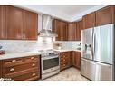 64 Westminster Circle, Barrie, ON  - Indoor Photo Showing Kitchen 