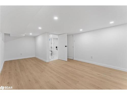 57 Stirton Street, Hamilton, ON - Indoor Photo Showing Other Room