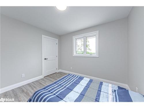 622 Scarlett Line, Hillsdale, ON - Indoor Photo Showing Bedroom