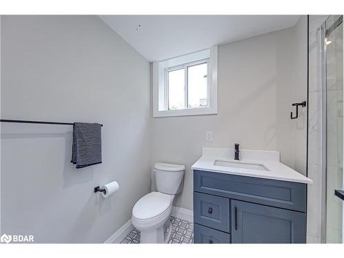 622 Scarlett Line, Hillsdale, ON - Indoor Photo Showing Bathroom