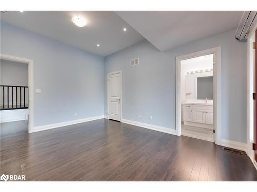 1147 Arnold Street, Innisfil, ON - Indoor Photo Showing Other Room