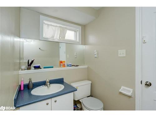 19 Brown Wood Drive, Barrie, ON - Indoor Photo Showing Bathroom